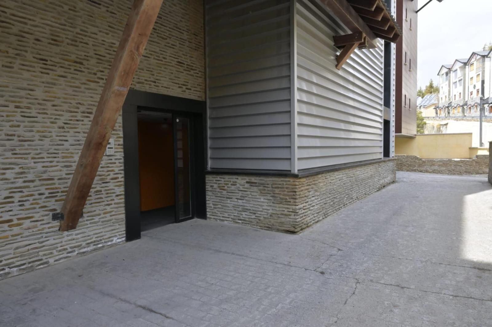 Estudio Infinity Con Parking Сиера Невада Екстериор снимка